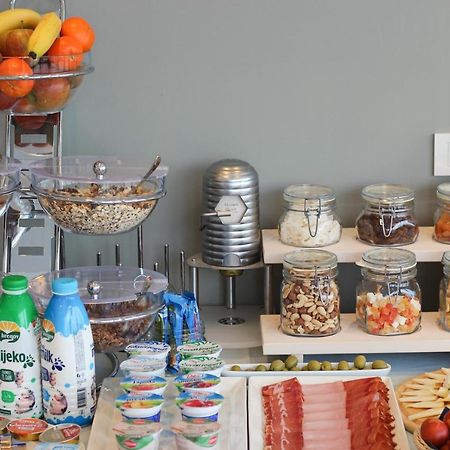 Pansion Leggero Bed & Breakfast Krk Town Eksteriør bilde